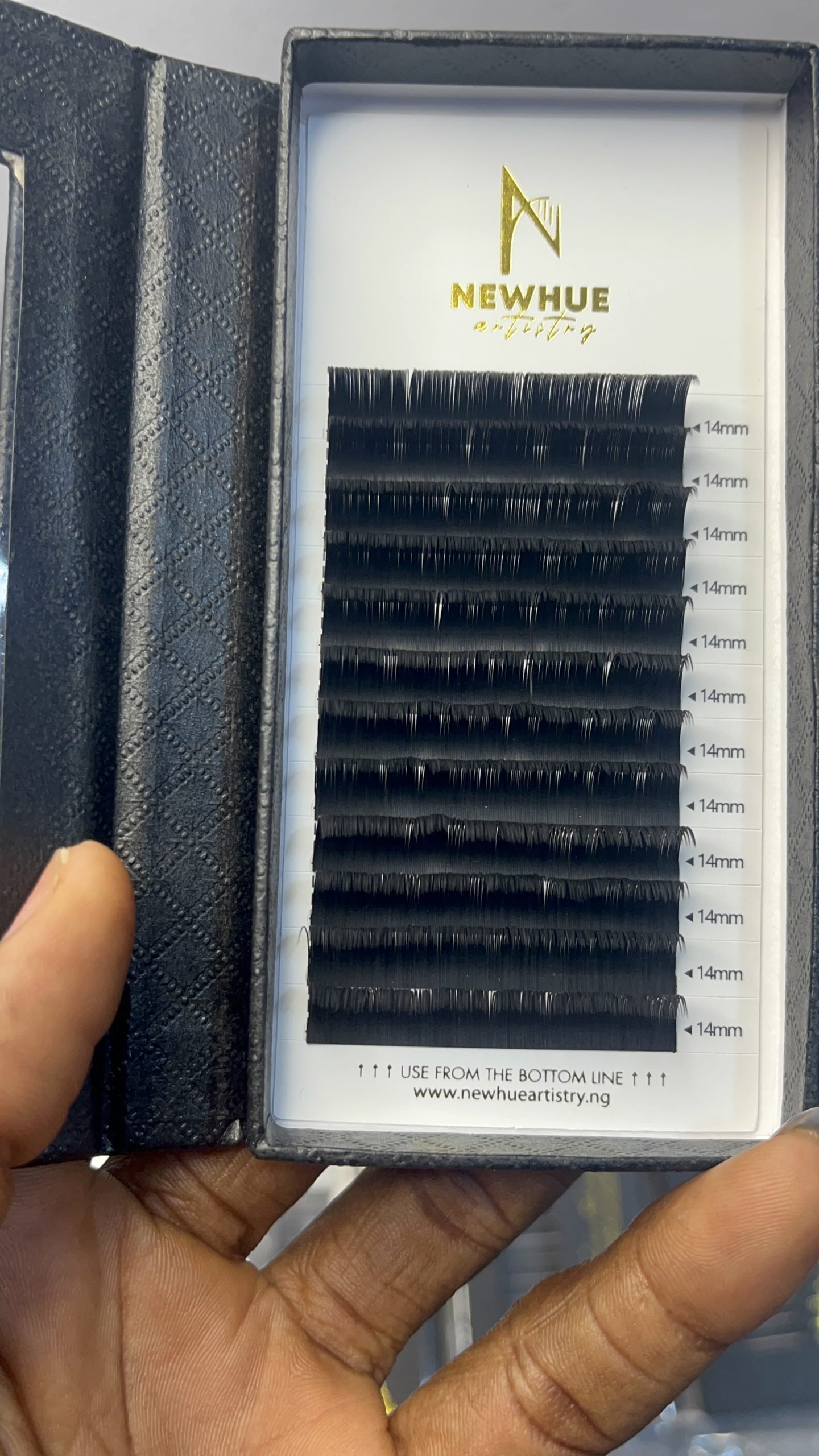 IMG_5923 CLASSIC FLAT LASH - Image 1